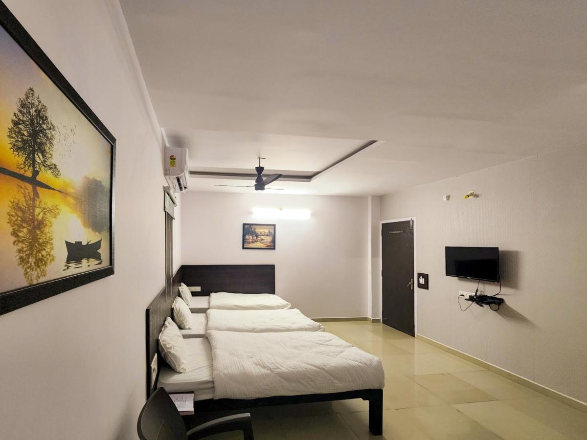 Shivani Inn Hotel & Banquet Seoni  외부 사진